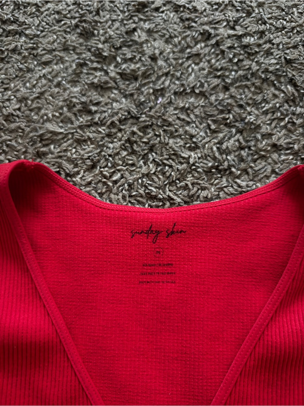 Soft V-Neck Ribbed Red Tank Top - Picture 2 of 3